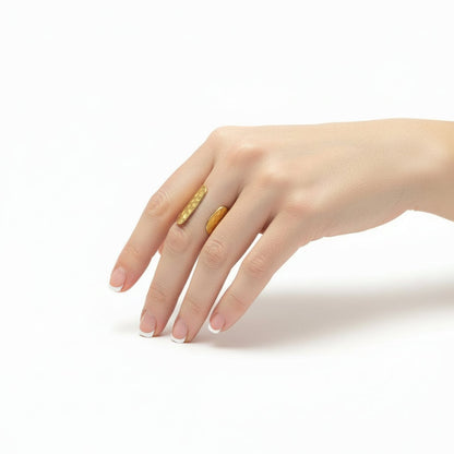 Bague menottes martelée – Acier inoxydable doré
