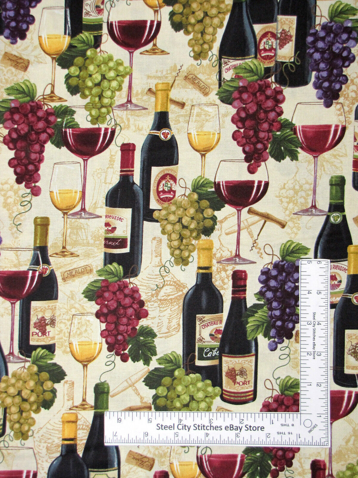 Bouteilles de vin et raisins par Timeless Treasures