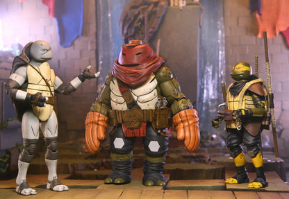Teenage Mutant Ninja Turtles (The Last Ronin) - Figurine articulée à l'échelle 7 pouces - Ultimate Odyn (Ré-évolution)