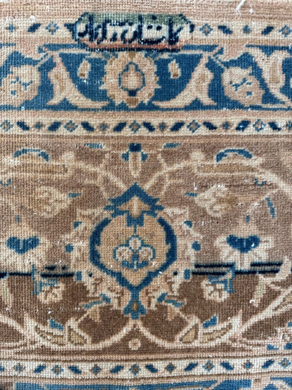 Vintage Kashan Rug | 7' 10" x 10' 11"