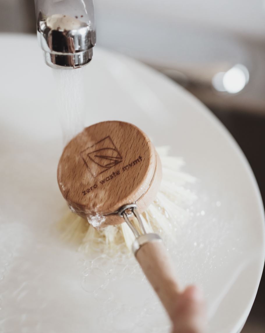 Brosse à vaisselle en bois