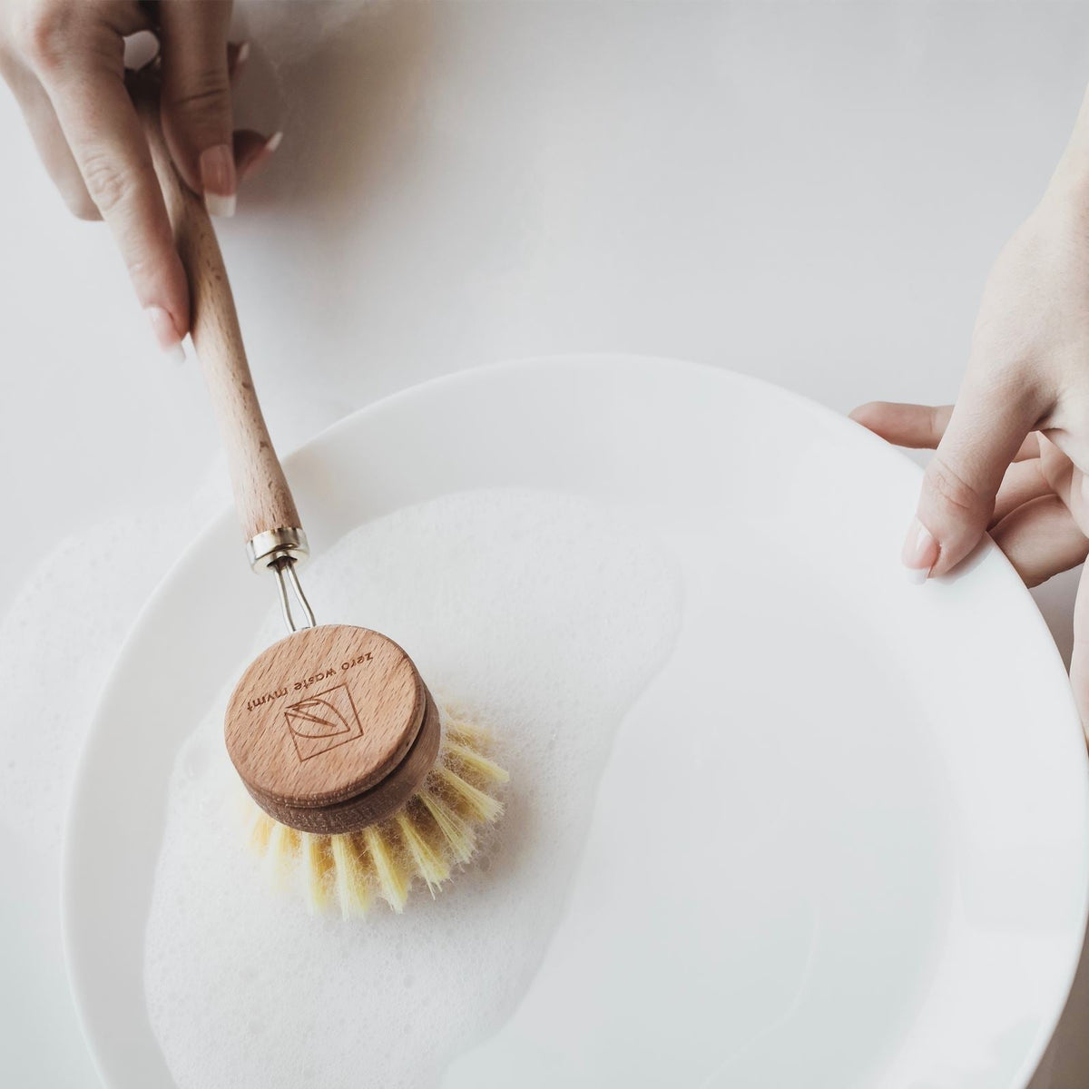 Brosse à vaisselle en bois
